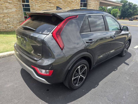 2024 Kia Niro EX