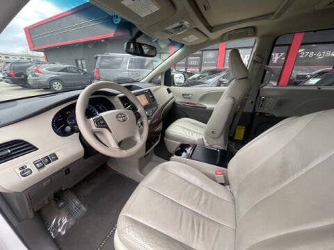 2011 Toyota Sienna