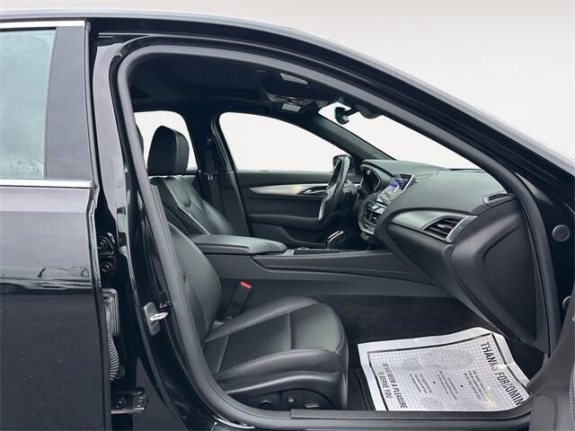 2022 Cadillac CT5 Luxury