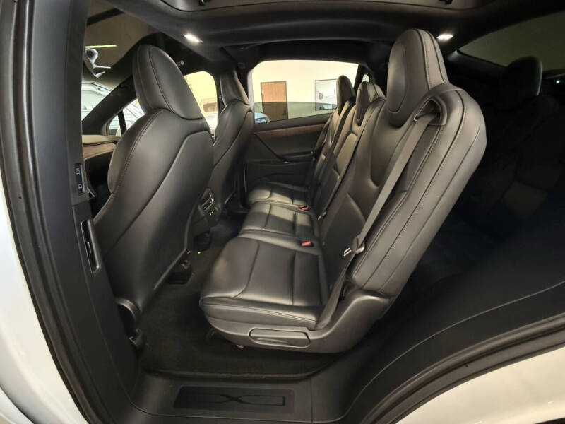 2020 Tesla Model X Long Range Plus