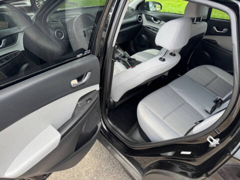 2022 Hyundai Kona SEL