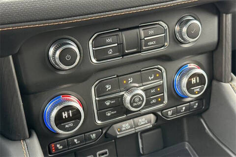 2023 GMC Yukon XL AT4