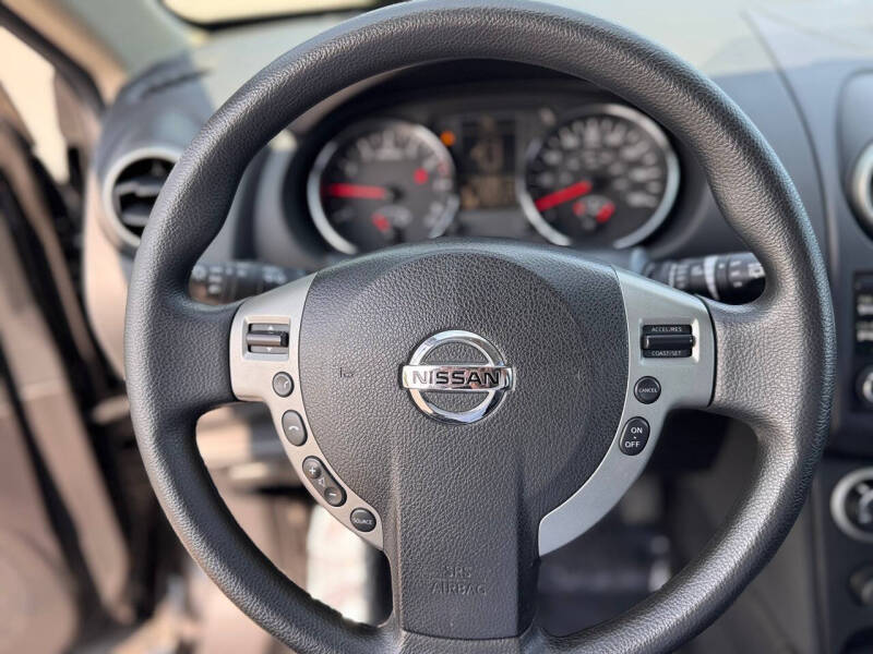 2013 Nissan Rogue SV