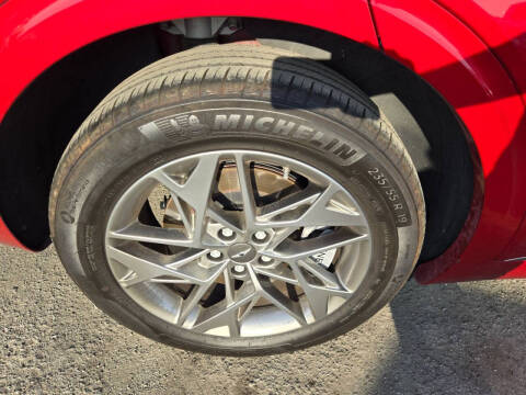 2023 Genesis GV70 2.5T Standard