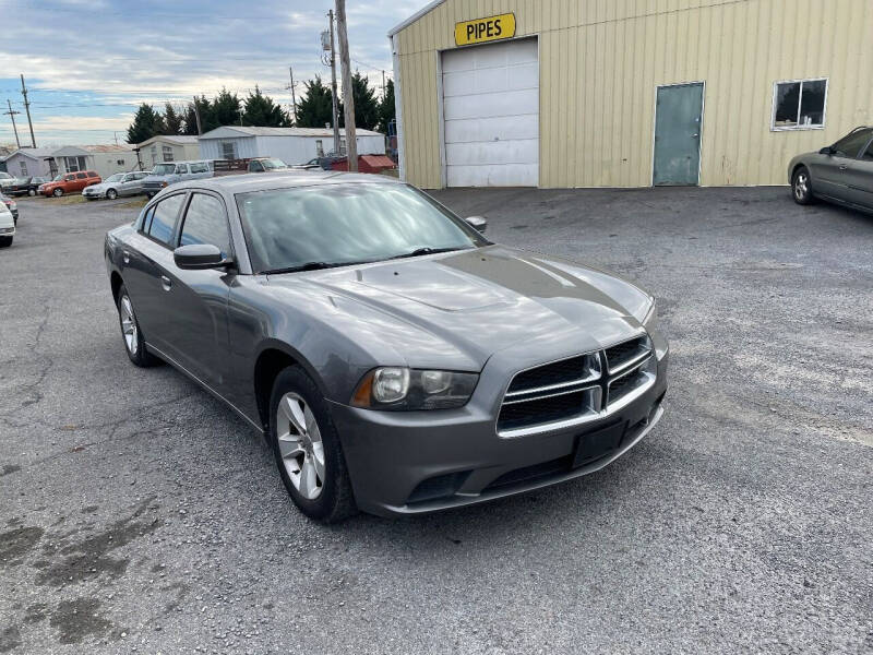 2011 Dodge Charger SE photo 2