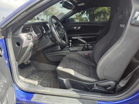 2016 Ford Mustang EcoBoost Premium