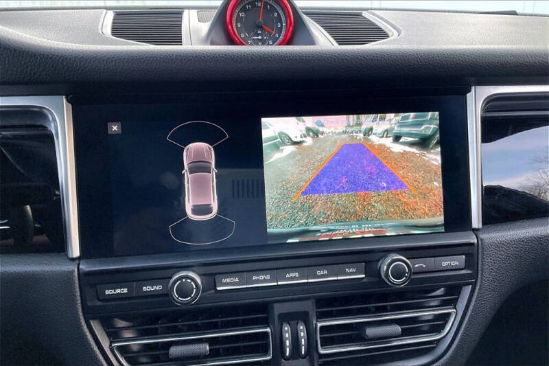 2020 Porsche Macan S