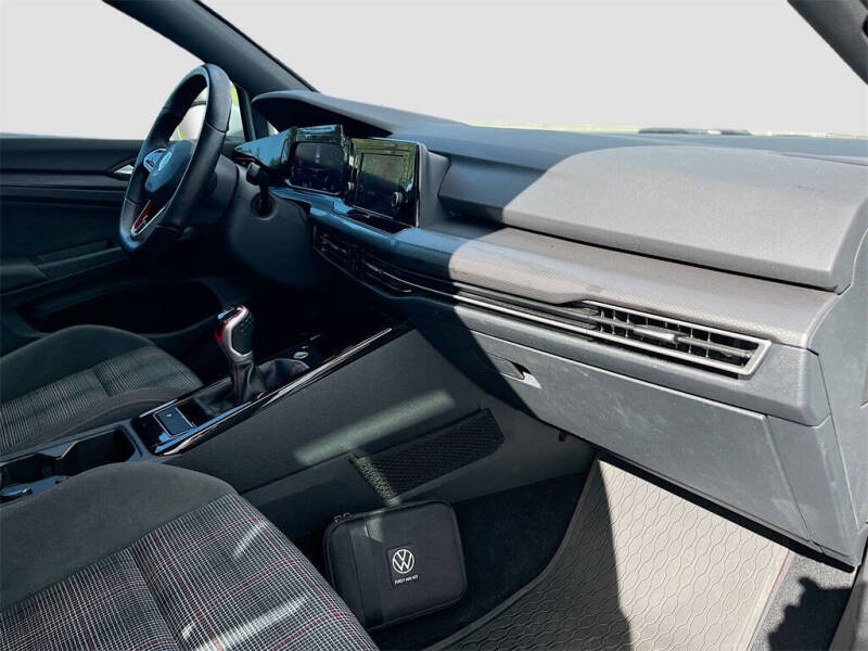 2023 Volkswagen Golf GTI S