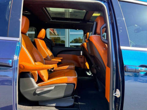 2025 Chrysler Pacifica Plug-In Hybrid Pinnacle