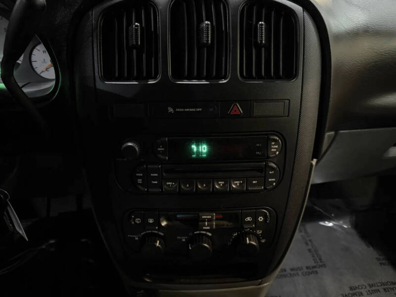 2006 Dodge Grand Caravan SE