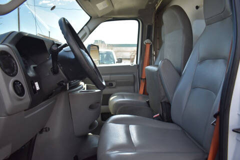 2015 Ford E-Series E-350 SD