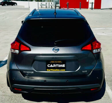 2020 Nissan Kicks SR