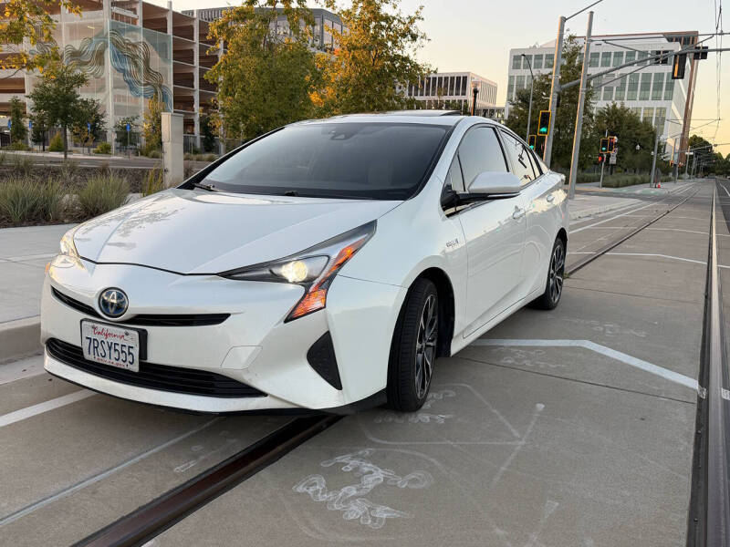 2016 Toyota Prius Three