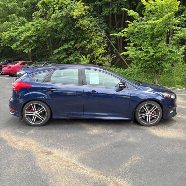 2017 Ford Focus ST