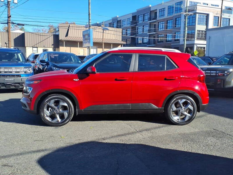 2022 Hyundai Venue SEL