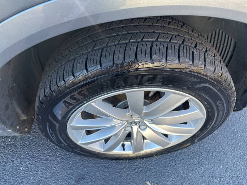 2018 Volvo XC90 T6 Momentum