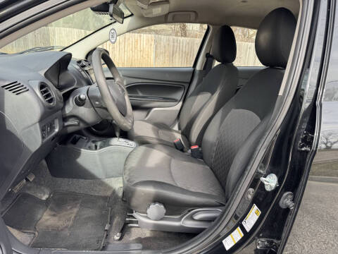 2021 Mitsubishi Mirage SE