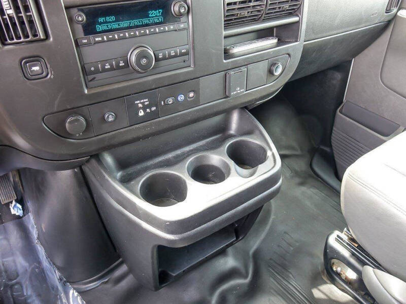 2023 Chevrolet Express 2500