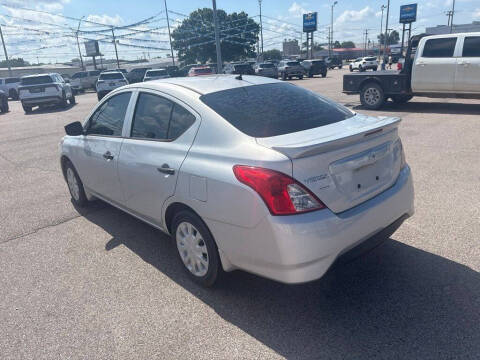 2018 Nissan Versa