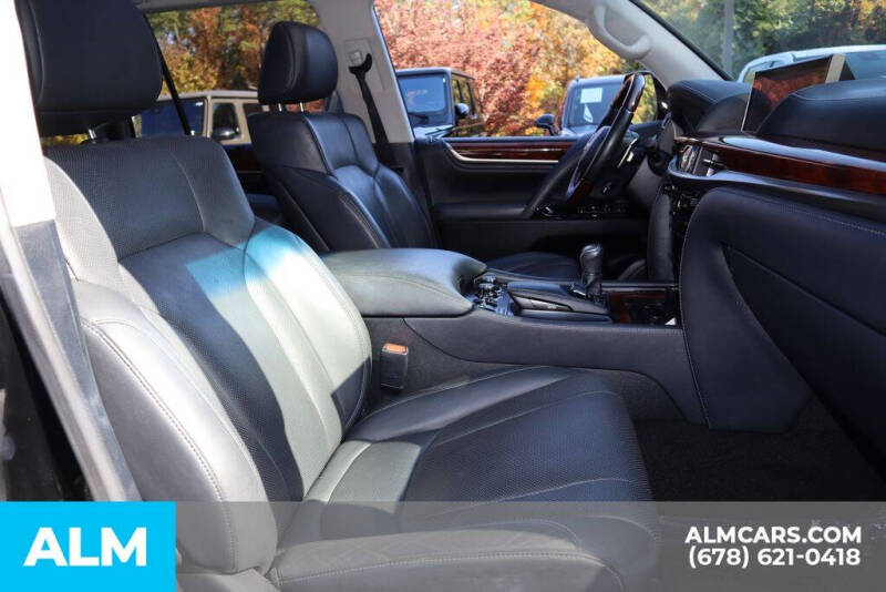 2020 Lexus LX 570 Two-Row