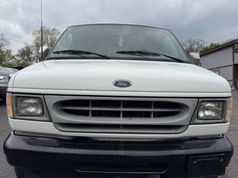 2002 Ford E-Series E-350 SD XLT