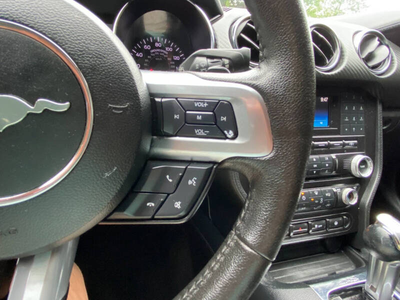 2015 Ford Mustang V6