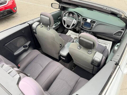 2012 Chrysler 200 Touring