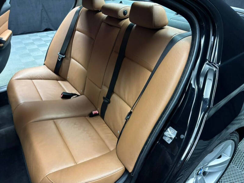 2010 BMW 3 Series 335i