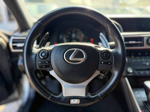 2015 Lexus IS 250 Crafted Line