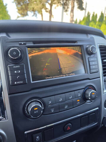 2019 Nissan Titan SV