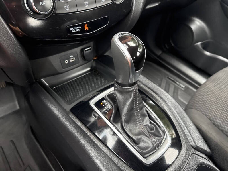 2021 Nissan Rogue Sport S