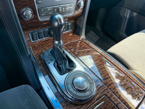 2017 Nissan Armada SV