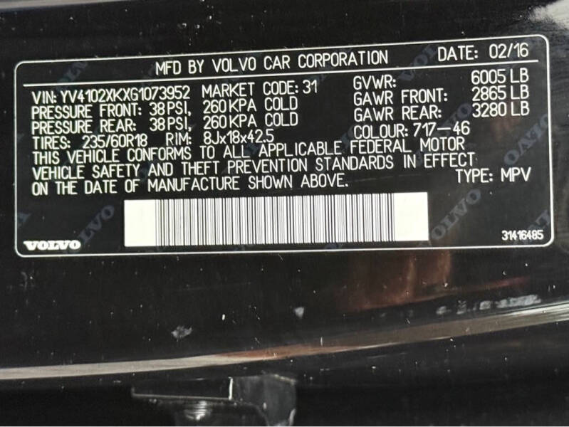 2016 Volvo XC90 T5 Momentum