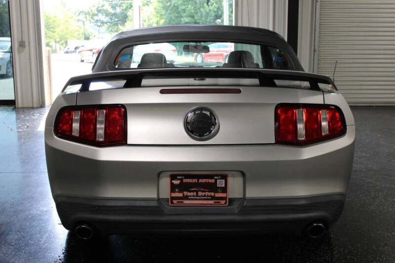 2010 Ford Mustang