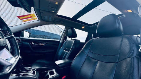 2017 Nissan Rogue SL