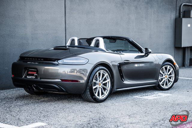 2021 Porsche 718 Boxster