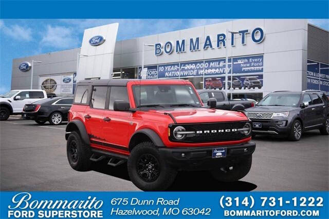 2022 Ford Bronco 4-Door Wildtrak's photo