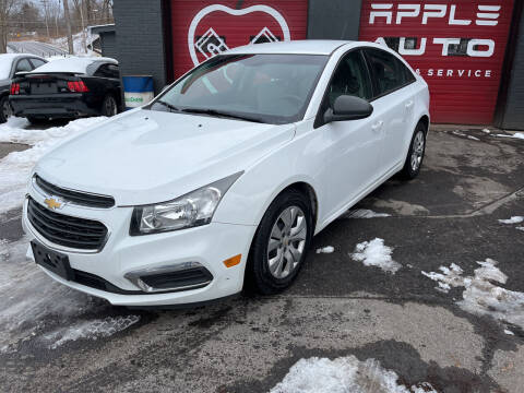 2015 Chevrolet Cruze for sale at Apple Auto Sales Inc in Camillus NY