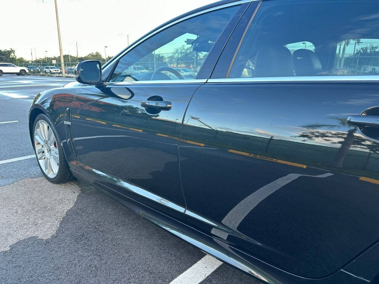 2011 Jaguar XF  - $13,900