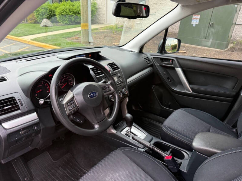 2015 Subaru Forester 2.5i
