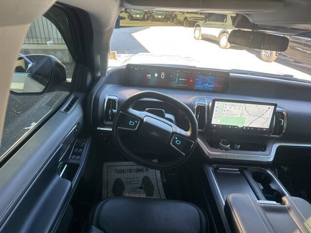 2025 Ford Expedition MAX Platinum