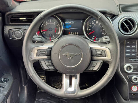 2015 Ford Mustang V6