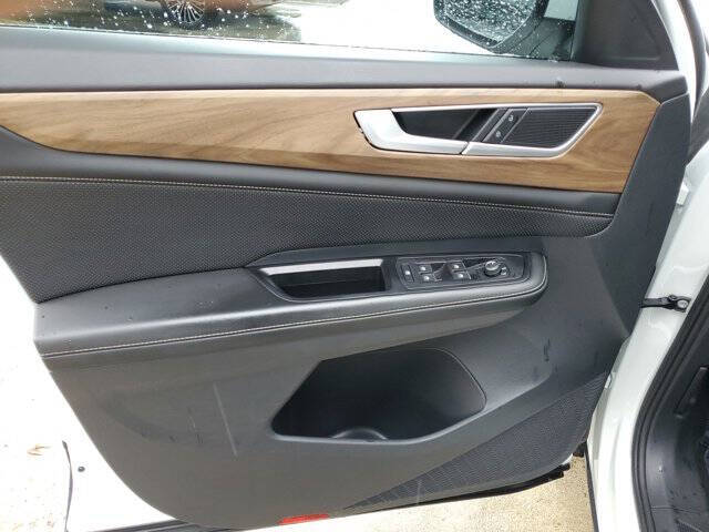 2024 Volkswagen Atlas SE