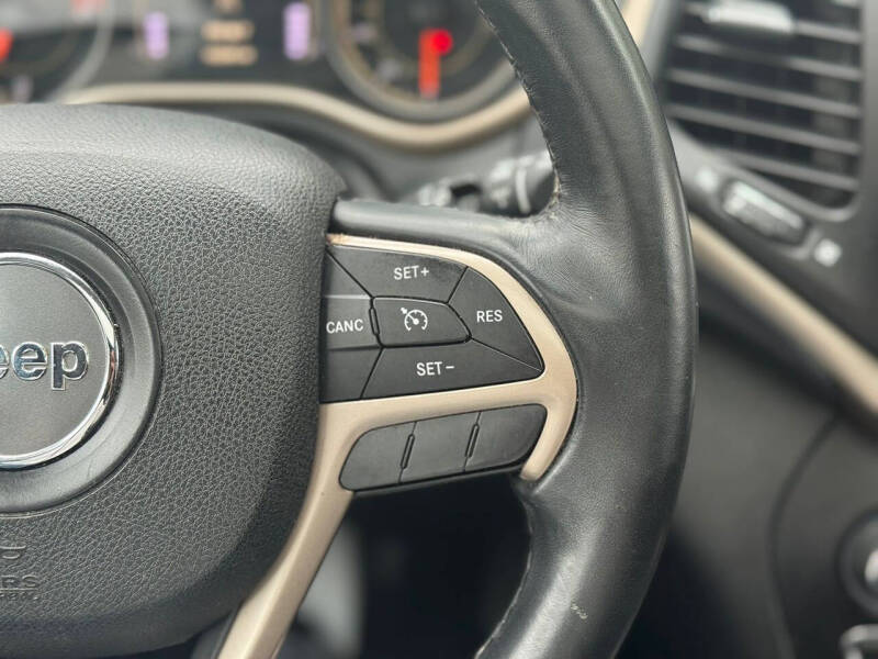 2017 Jeep Cherokee Latitude