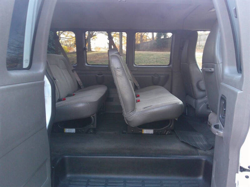 2017 Chevrolet Express LT 3500