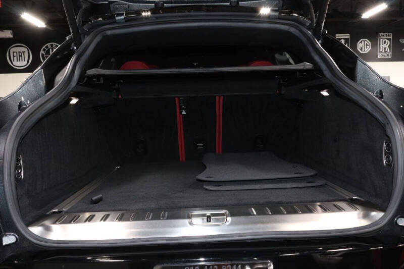 2021 Aston Martin DBX