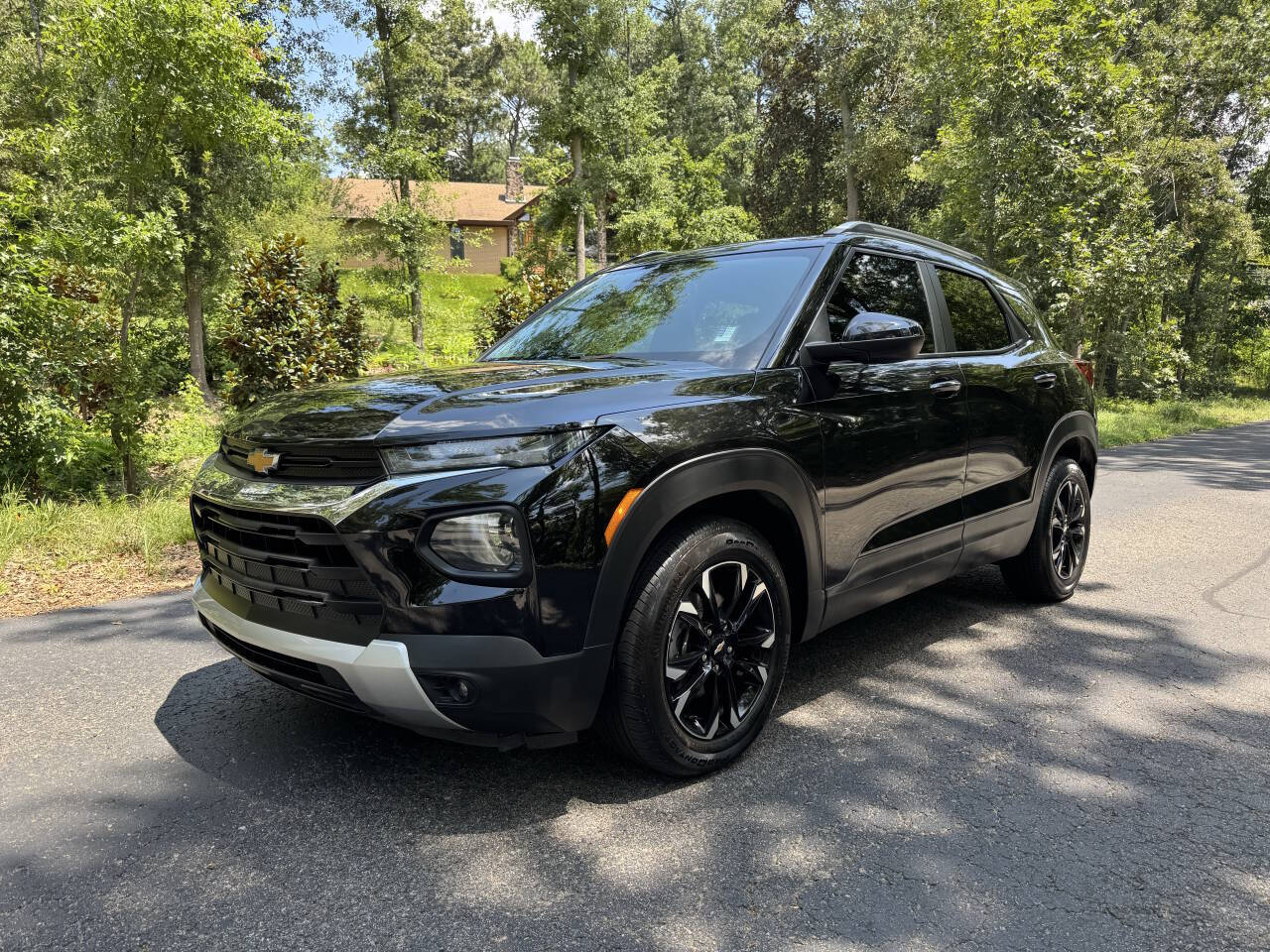 Black 2023 Chevrolet Trailblazer LT LT 4dr SUV 1