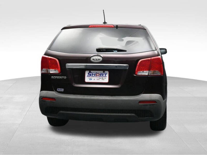 2011 Kia Sorento LX