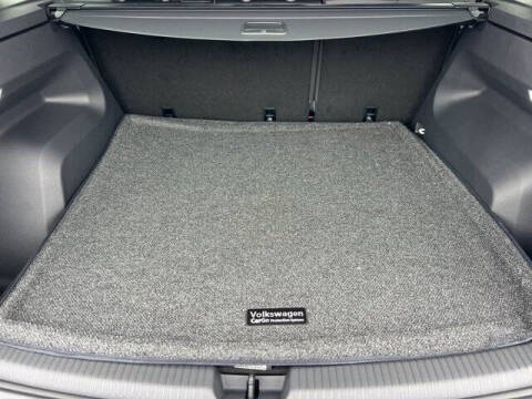 2026 Volkswagen Atlas Cross Sport SEL Premium R-Line 4Motion