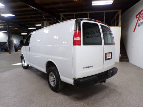 2017 Chevrolet Express 2500